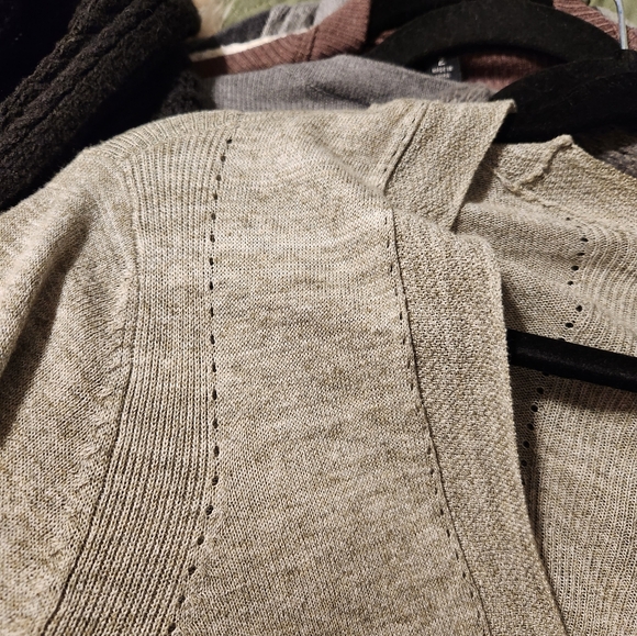 Cardigans - Picture 2 of 11